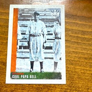 2022 diamond kings cool papa bell